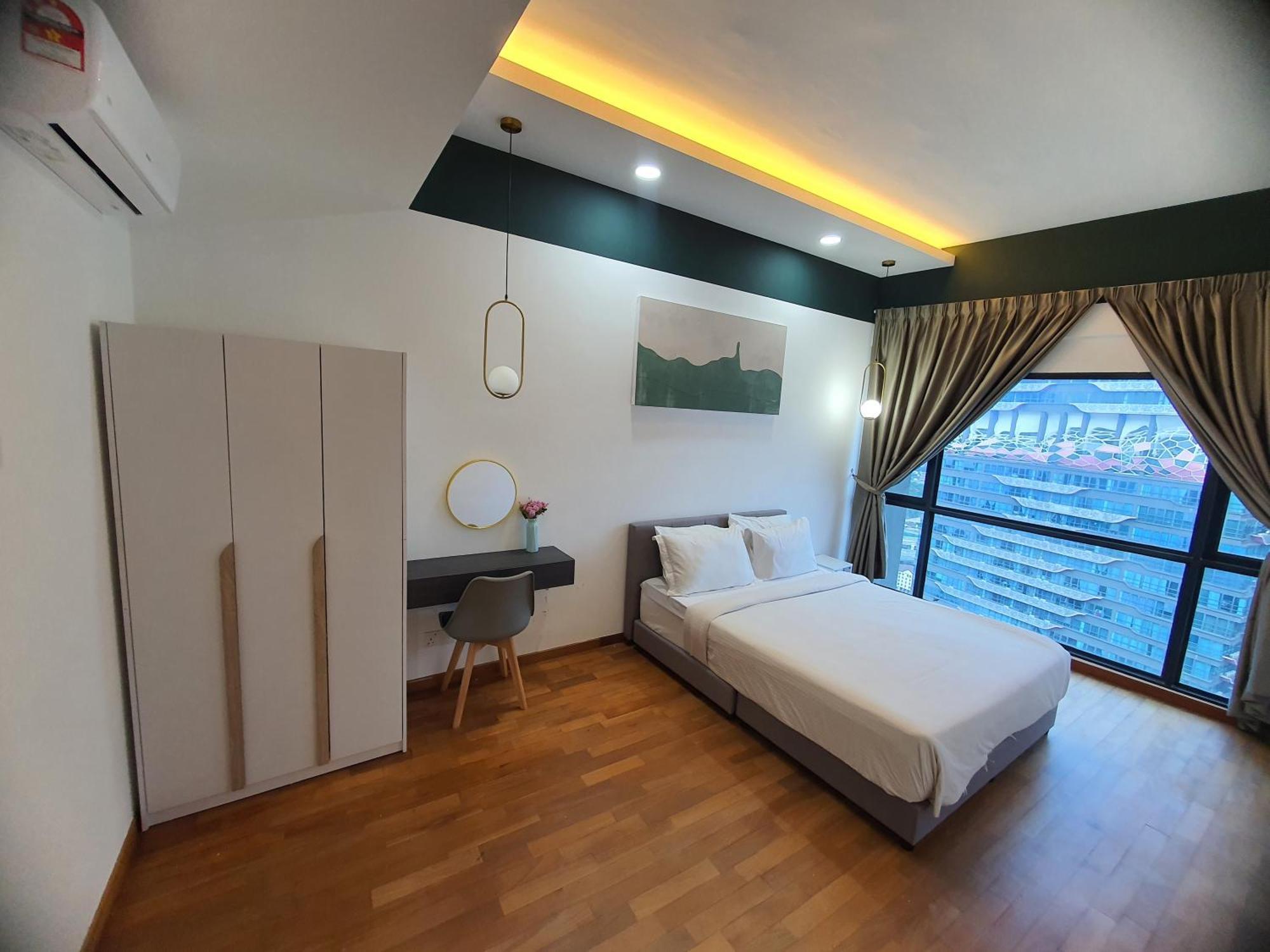 Reizz Residence By Luxury Suites Куала-Лумпур Экстерьер фото
